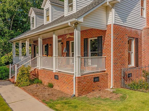 4th image of 286 Golf View Dr