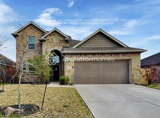 752 Scenic Lake Dr, La Marque, TX 77568