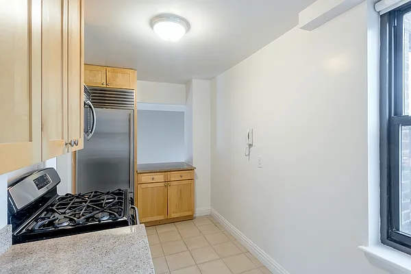 Rented by PWV Acquisitions | media 2