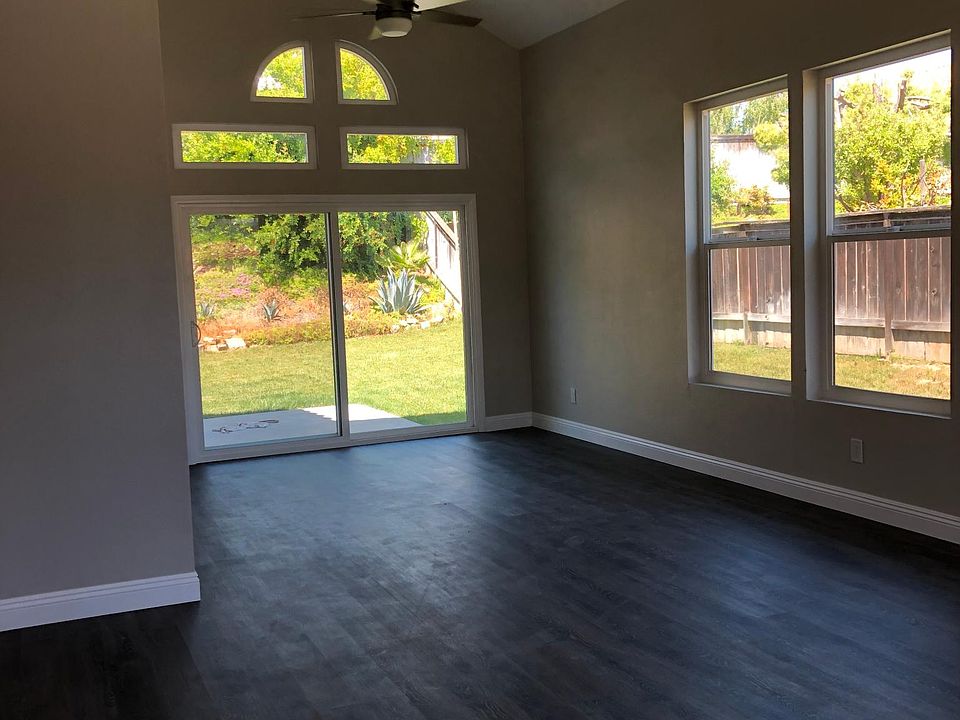 living and formal dinning room