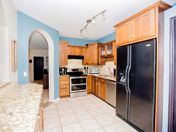 3rd image of 1605 Mosaic Forest Dr