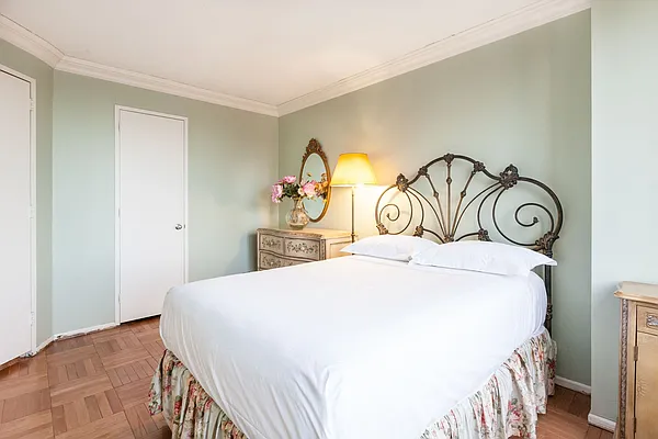 Sold by Owner | media 21