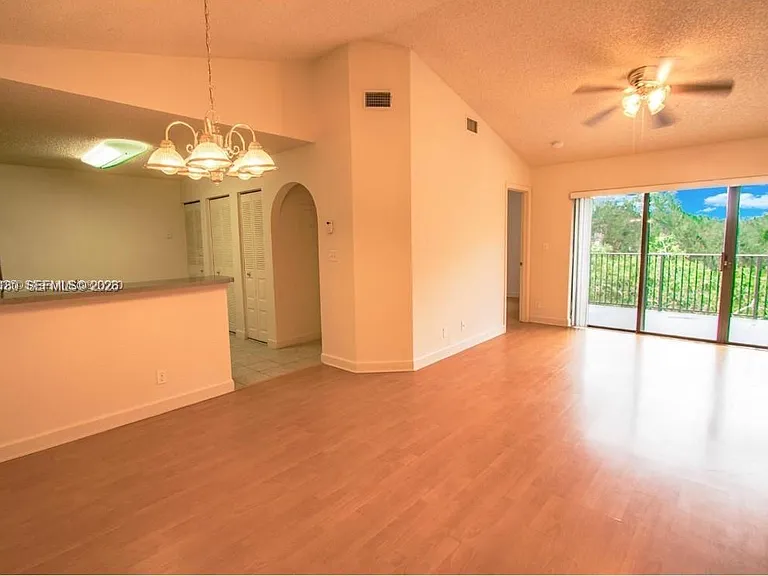 10105 W Sunrise Blvd #303 — Photo 2