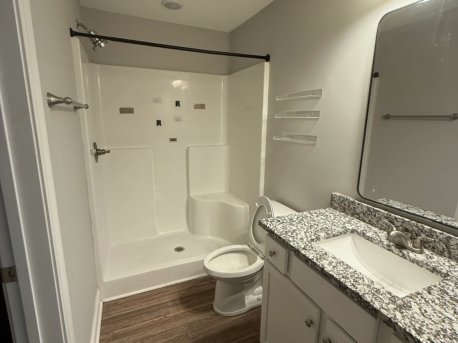 3 bed, 1165 sqft, $1,800 — Photo 4