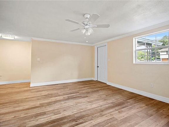5th image of 1240 W 9th St
