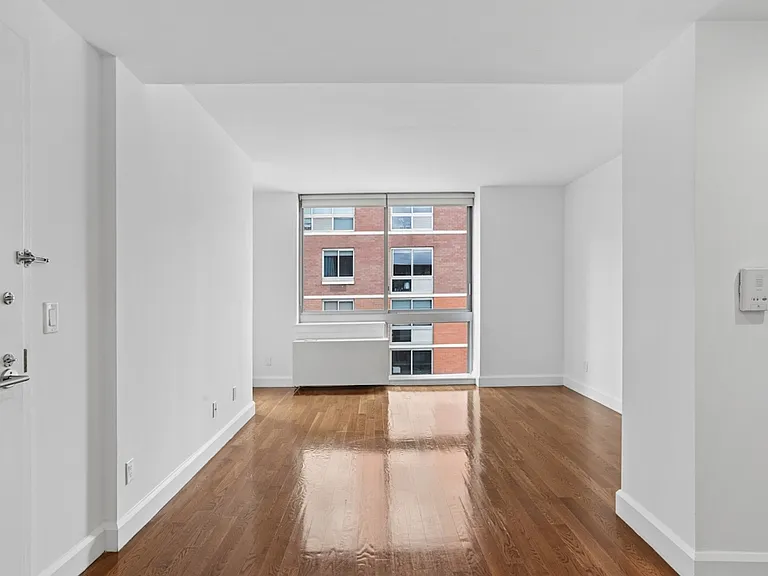 225 Schermerhorn St #5P — Photo 3