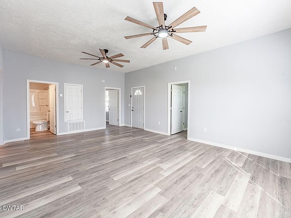 5th image of 537 Short St