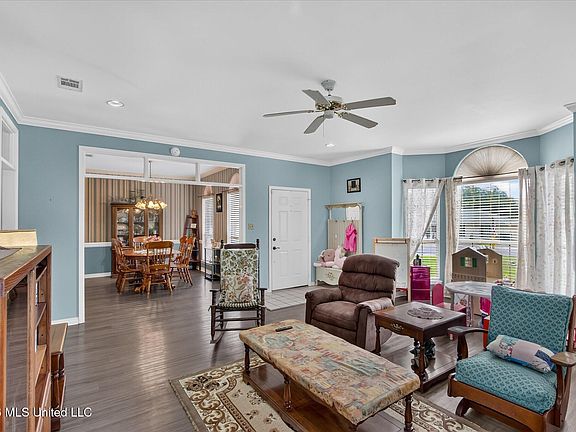 5th image of 6833 Hilo St