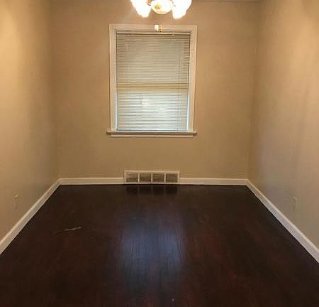 4th image of 1214 Yukon Dr