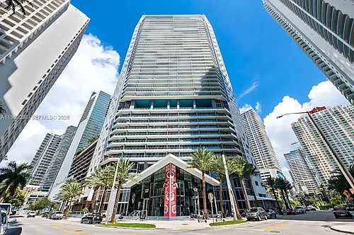 1300 Brickell Bay Dr #2000 Photo 1