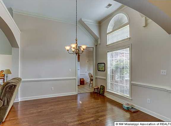 3rd image of 4538 Westminister Cir