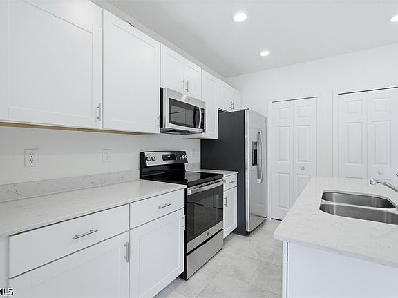 5th image of 14032 Oviedo Pl