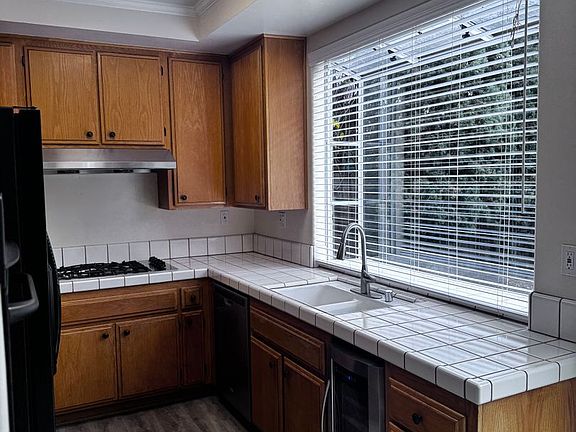 2nd image of 2696 Santa Ana Ave APT 2