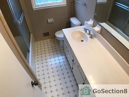 2nd image of 4012 Harris Ave