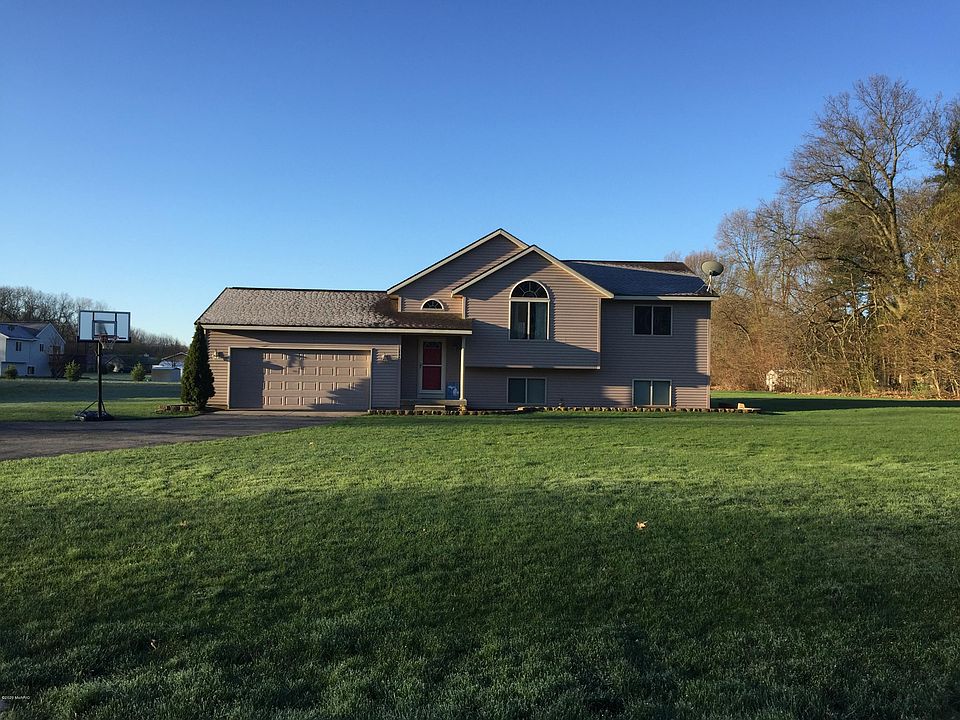 1st image of 2946 Secluded Acres Dr