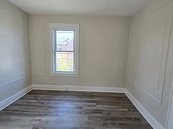 494 E 23rd St #8 — Photo 9