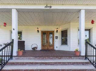 60 S Middletown Rd, Pearl River, NY 10965