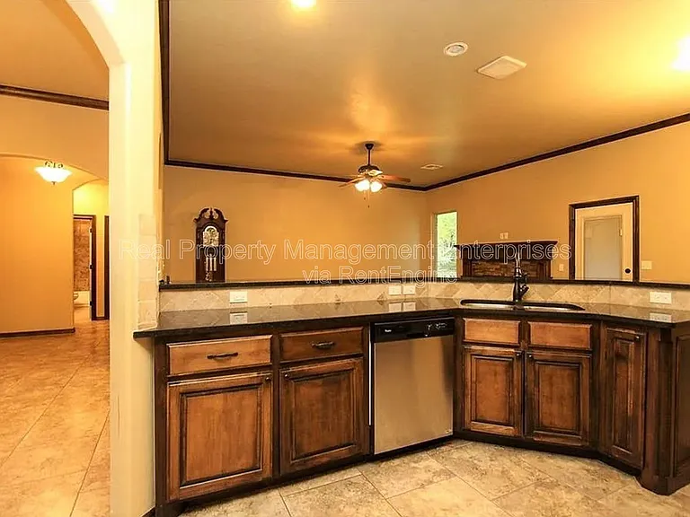1661 Appaloosa Dr — Photo 11