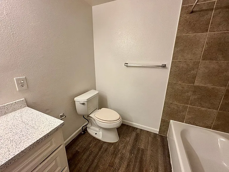 7310 W 10th Ave — Photo 27