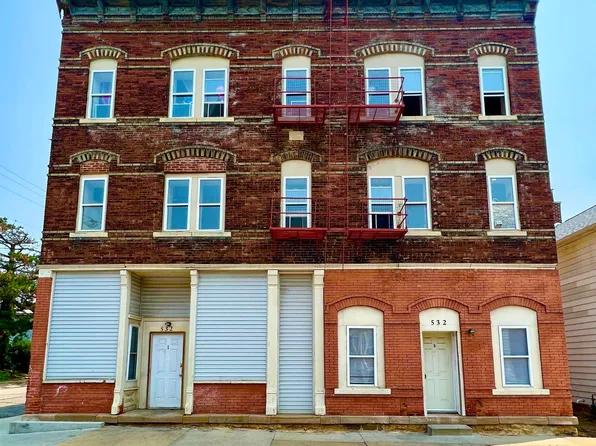 532 Rhomberg Ave, Dubuque, IA 52001