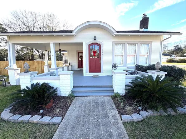 1029 W 6th St, Prentiss, MS 39474