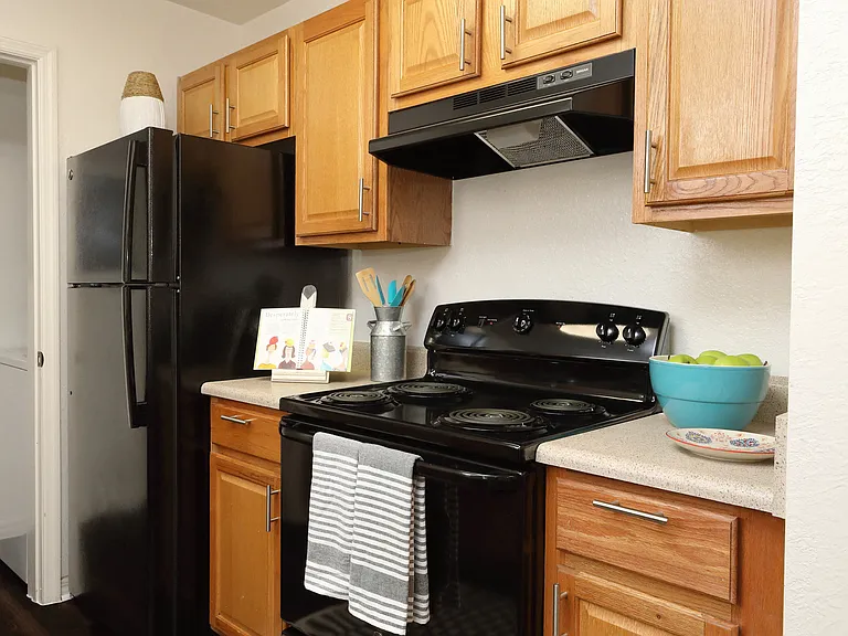 Ponce Harbor Apartments — Photo 11
