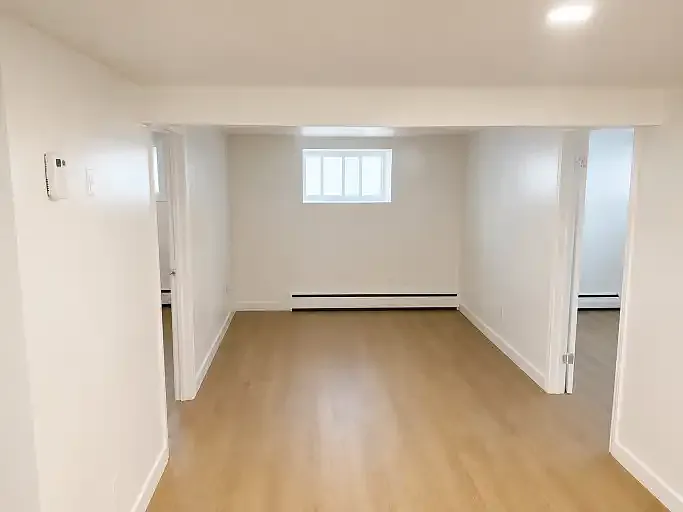 3 bed, 1.0 bath, $2,100 — Photo 4
