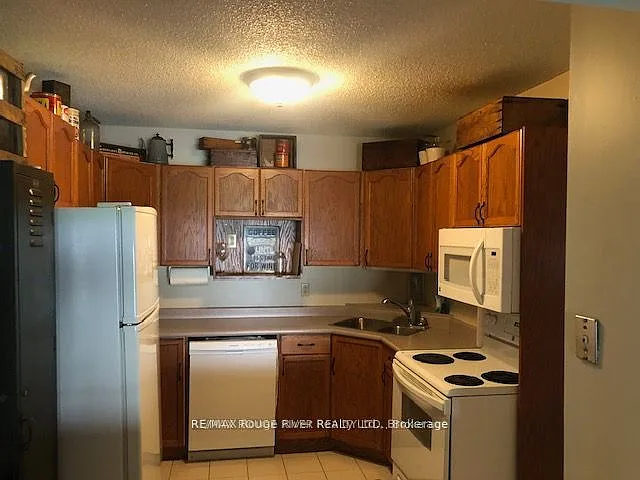 1110 Clonsilla Ave #202 — Photo 9
