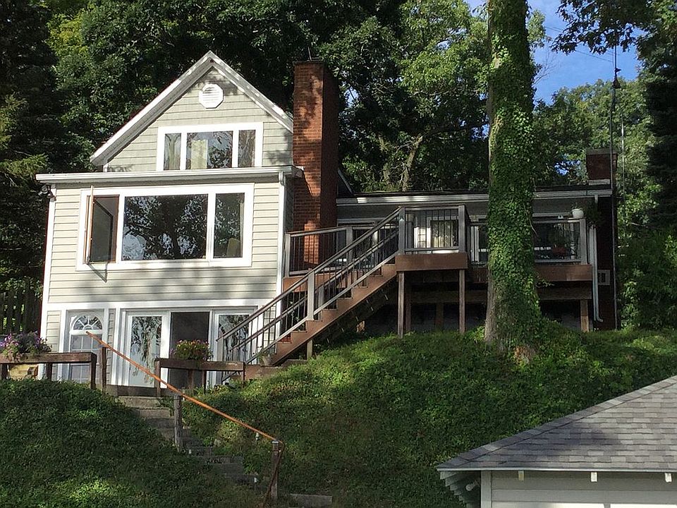 1st image of 93288 Gravel Lake Dr