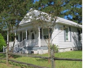 709 Nc Highway 304, Bayboro, NC 28515