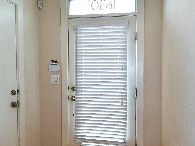 16301 Columbus Ave — Photo 3