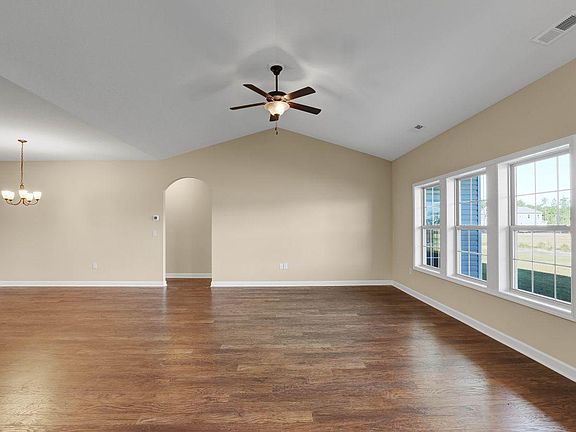 7979 Swansong Circle-05 Compressed