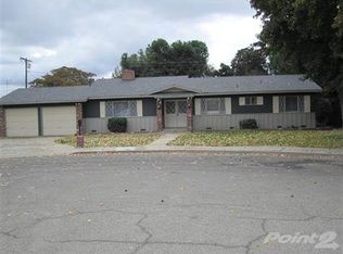 533 Memory Ln, Porterville, CA 93257
