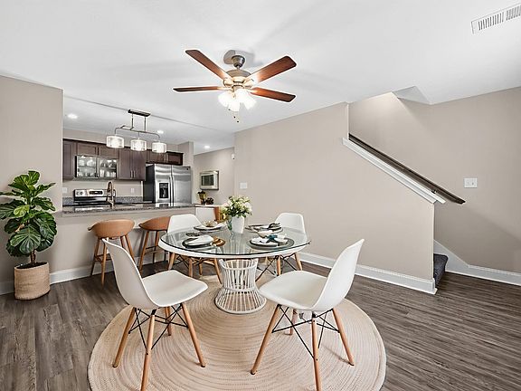 3rd image of 1000 Henry Place Blvd #901
