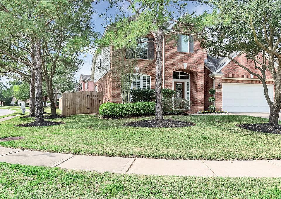 1st image of 24007 Northshire Ln