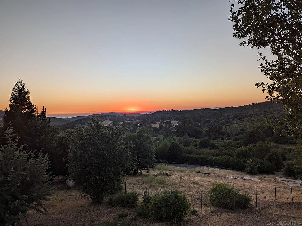 1st image of 17461 Harrison Park Rd #5