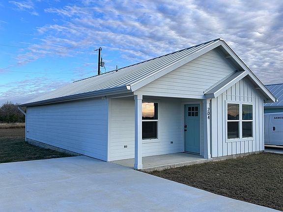 2nd image of 204 County Road 485