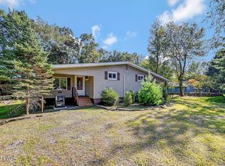 105 Sunrise Dr, Tafton, PA 18464