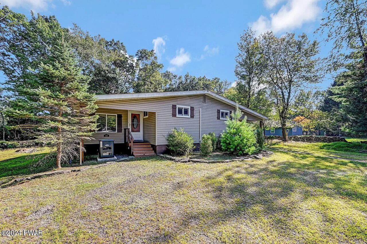 105 Sunrise Dr photo 1