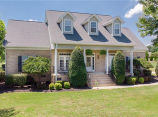 8191 McClanahan Dr, Browns Summit, NC 27214