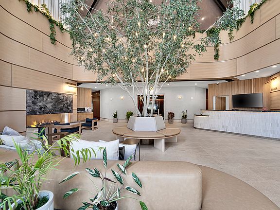 3rd image of 1100 Wilshire Blvd APT 2409