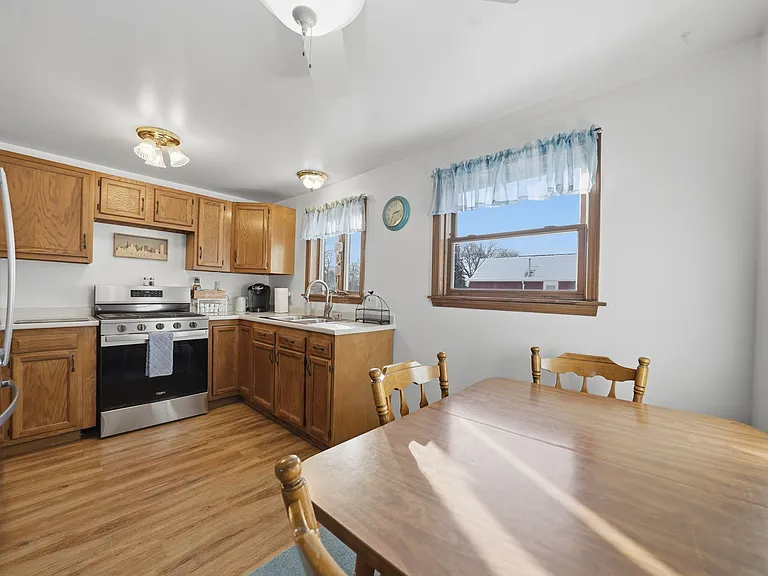 56 Klaum Ave — Photo 18