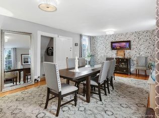 95 Essex St #2, Salem, MA 01970