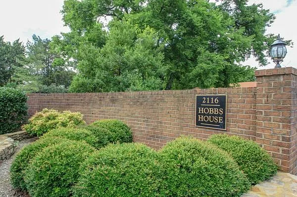 2116 Hobbs Rd #J1 — Photo 19