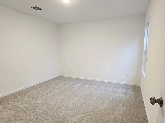 4th image of 6524 Buffalo Cir