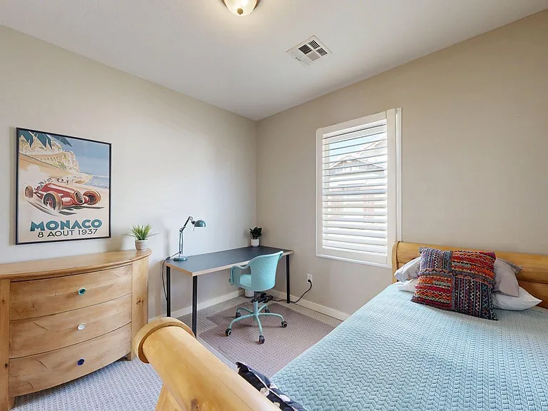 4063 E Windsor Dr — Photo 17