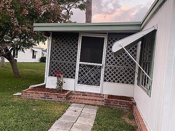 2nd image of 121 Las Almas Ln