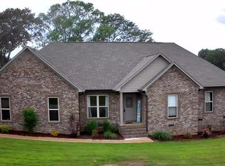 719 Hill Ave, Henderson, TN 38340
