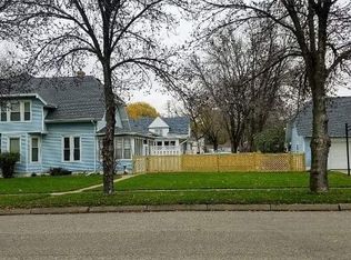 400 Main St, Akron, IA 51001