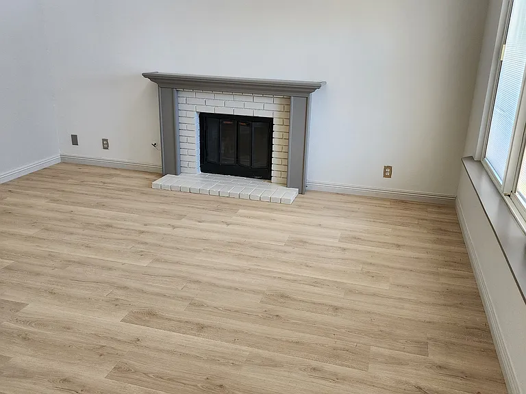 3830 Daisy Dr — Photo 6